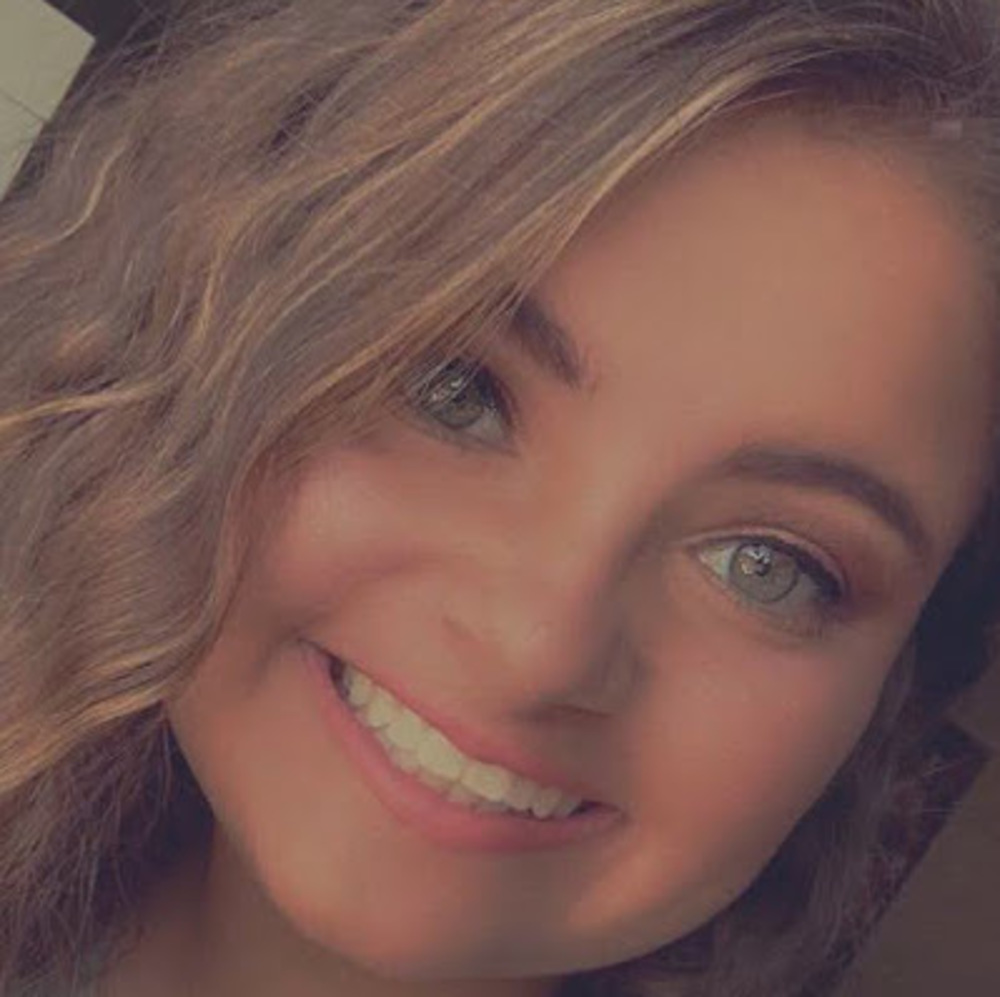 Meet your Posher, Devan